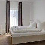 Zeitlos Apartment